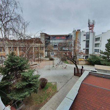 Prenociste Nikolas Grand سميديريفو الغرفة الصورة